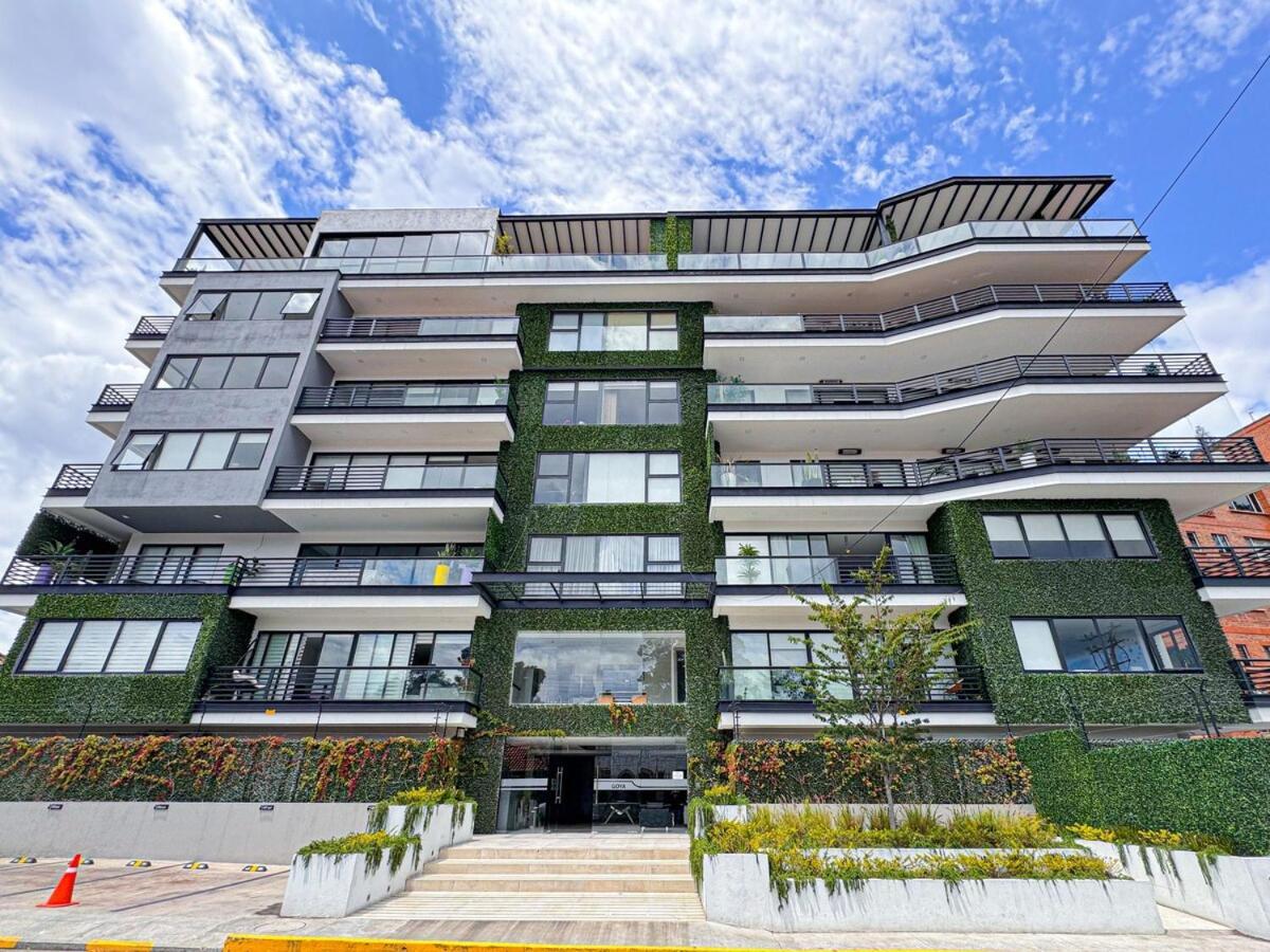 Estancia Luminica Tu Escape Perfecto Con Garaje Cuenca Exterior foto